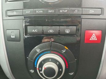Kia Venga 1.6 2 Auto Euro 5 5dr