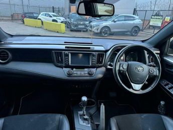 Toyota RAV4 2.5 VVT-h Design CVT Euro 6 (s/s) 5dr