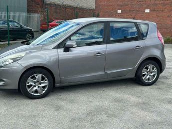 Renault Scenic 1.5 dCi Expression Euro 5 5dr