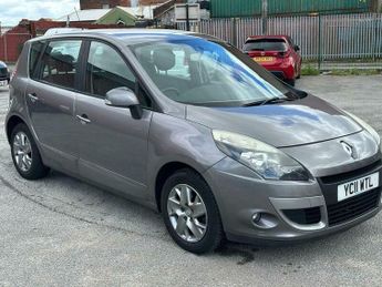 Renault Scenic 1.5 dCi Expression Euro 5 5dr