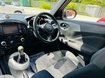 Nissan Juke 1.6 Acenta Premium Euro 5 (s/s) 5dr