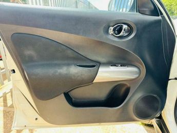 Nissan Juke 1.6 Acenta Premium Euro 5 (s/s) 5dr