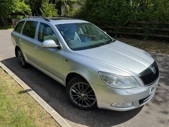 Skoda Octavia LAURIN AND KLEMENT TSI DSG !! AUTO - ULEZ COMPLIANT - FULL SERVI