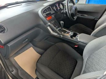 Peugeot 3008 1.6 HDi Active ETG Euro 5 (s/s) 5dr
