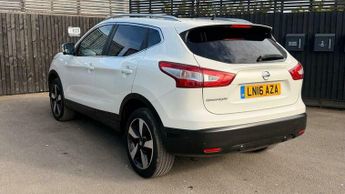 Nissan Qashqai 1.2 DIG-T N-Connecta XTRON 2WD Euro 6 (s/s) 5dr