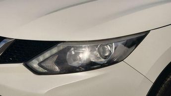 Nissan Qashqai 1.2 DIG-T N-Connecta XTRON 2WD Euro 6 (s/s) 5dr