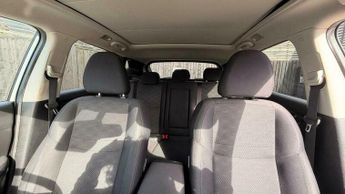 Nissan Qashqai 1.2 DIG-T N-Connecta XTRON 2WD Euro 6 (s/s) 5dr
