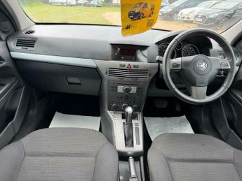 Vauxhall Astra 1.8i 16v Club 5dr