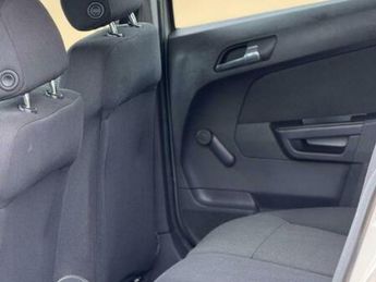 Vauxhall Astra 1.8i 16v Club 5dr