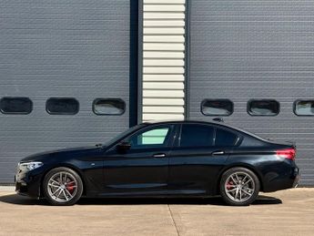BMW 5 SERIES 520i M SPORT