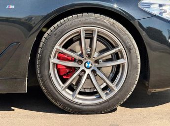 BMW 5 SERIES 520i M SPORT