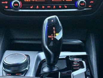 BMW 5 SERIES 520i M SPORT