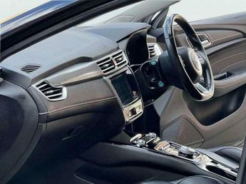 MG MG5 61.1kWh Exclusive Long Range Auto 5dr
