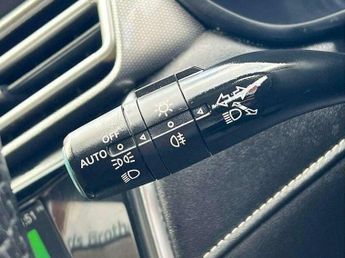 MG MG5 61.1kWh Exclusive Long Range Auto 5dr
