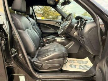Nissan Juke 1.6 Tekna XTRON Euro 6 5dr