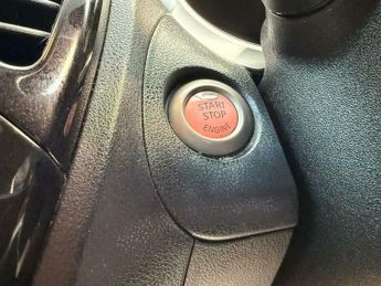 Nissan Juke 1.6 Tekna XTRON Euro 6 5dr