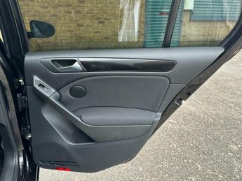 Volkswagen Golf 1.6 TDI Match DSG Euro 5 5dr
