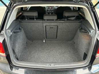 Volkswagen Golf 1.6 TDI Match DSG Euro 5 5dr