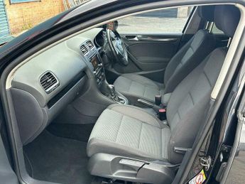 Volkswagen Golf 1.6 TDI Match DSG Euro 5 5dr