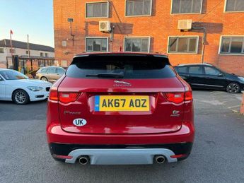 Jaguar F-Pace 3.0 D300 V6 S Auto AWD Euro 6 (s/s) 5dr