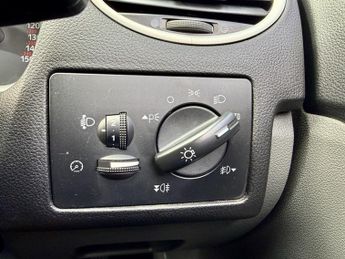 Ford Focus SPORT TDCI LOW MILES+£35 TAX+NAV+CAMBELT