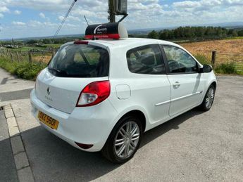 Renault Clio 1.6 VVT Dynamique TomTom Auto Euro 5 3dr