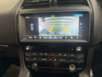 Jaguar F-Pace 3.0 F-PACE V6 S AWD D Auto 4WD 5dr