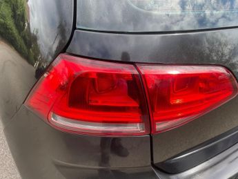 Volkswagen Golf 1.2 TSI BlueMotion Tech S Hatchback 5dr Petrol DSG Euro 5 (s/s) 