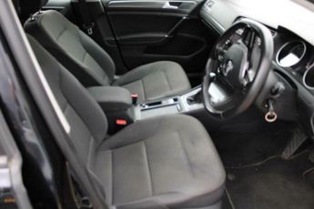 Volkswagen Golf 1.6 TDI SE Nav DSG Euro 6 (s/s) 5dr