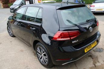 Volkswagen Golf 1.6 TDI SE Nav DSG Euro 6 (s/s) 5dr