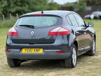 Renault Megane 1.6 16V Dynamique TomTom 3dr
