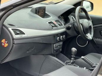 Renault Megane 1.6 16V Dynamique TomTom 3dr