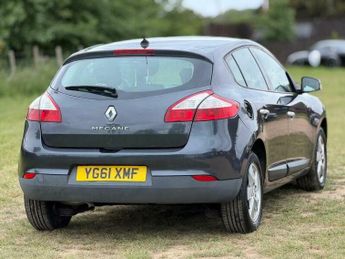 Renault Megane 1.6 16V Dynamique TomTom 3dr