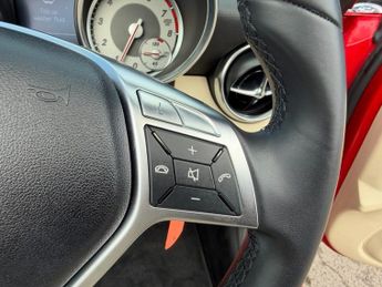 Mercedes SLK SLK200 BLUEEFFICIENCY-ONLY 64307 MILES, 1 OWNER FROM NEW, FULL S