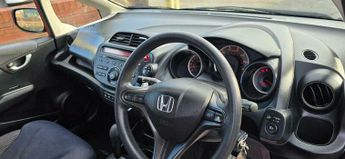 Honda Jazz 1.4 i-VTEC ES CVT Euro 5 5dr