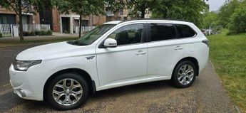 Mitsubishi Outlander 2.0h 12kWh GX4h CVT 4WD Euro 5 (s/s) 5dr