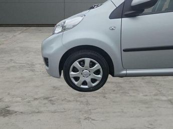 Peugeot 107 1.0 12V Urban 2 Tronic Euro 5 5dr