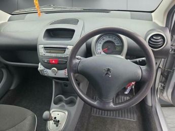 Peugeot 107 1.0 12V Urban 2 Tronic Euro 5 5dr