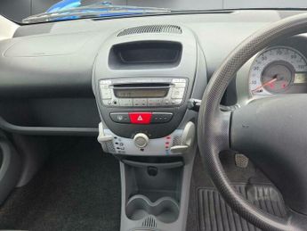 Peugeot 107 1.0 12V Urban 2 Tronic Euro 5 5dr