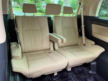 Toyota Alphard 2.5+EXECUTIVE LOUNGE+CREAM LEATHER+TWIN ROOF+GUARANTEED MILES+1Y