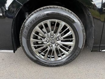 Toyota Alphard 2.5+EXECUTIVE LOUNGE+CREAM LEATHER+TWIN ROOF+GUARANTEED MILES+1Y