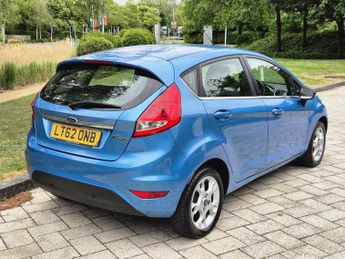 Ford Fiesta 1.4 Zetec Hatchback 5dr Petrol Automatic (154 g/km, 94 bhp)