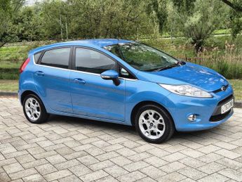 Ford Fiesta 1.4 Zetec Hatchback 5dr Petrol Automatic (154 g/km, 94 bhp)