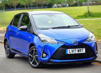 Toyota Yaris 1.5 VVT-h Blue Bi-Tone E-CVT Euro 6 (s/s) 5dr
