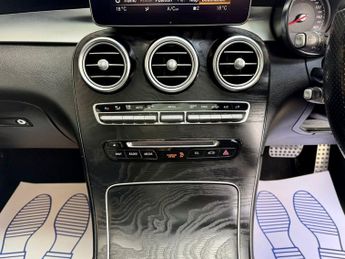 Mercedes GLC Class GLC 220 D 4MATIC AMG LINE PREMIUM PLUS