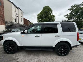 Land Rover Discovery 3.0 SD V6 XS Station Wagon Auto 4WD 5dr