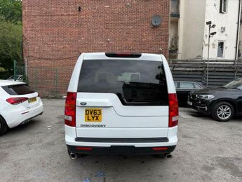 Land Rover Discovery 3.0 SD V6 XS Station Wagon Auto 4WD 5dr