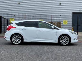 Ford Focus 1.0T EcoBoost Zetec S Hatchback 5dr Petrol Manual Euro 5 (s/s) (