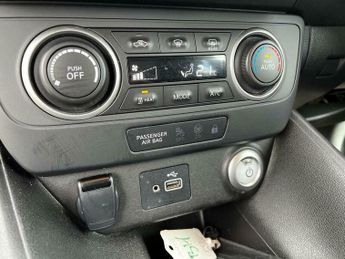 Nissan Leaf 39kWh Acenta Auto 5dr