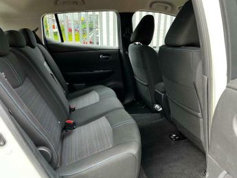 Nissan Leaf 39kWh Acenta Auto 5dr